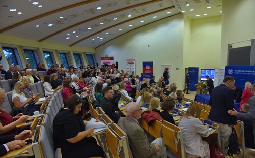 Jak przeciwdziałać i reagować na mobbing w pracy?