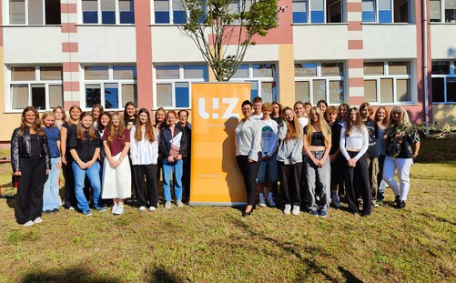 Rozpoczęcie roku szkolnego 2025/2026 nowopowstałej klasy uniwersyteckiej, w ramach współpracy UZ - I LO