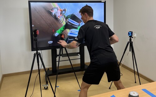 Naukowcy UZ mają oko na żużlowców. Ruszyły pierwsze badania zawodników