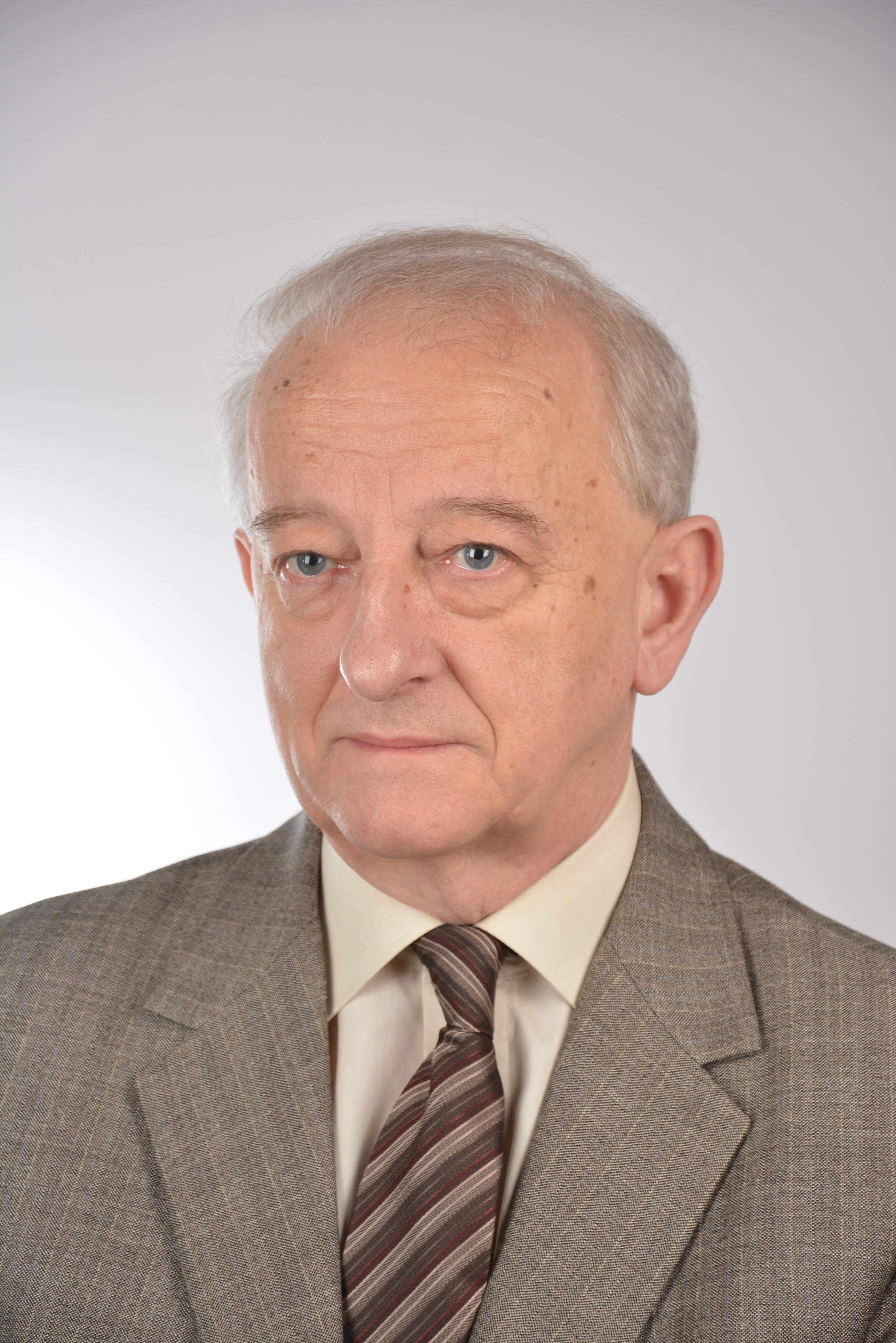 prof. W. Miczulski.JPG