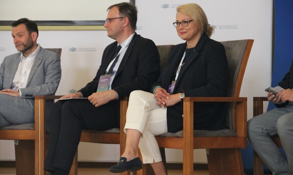 Panel dyskusyjny: dr hab. inż. Marcin Mrugalski, prof. UZ oraz prof. Kseniya Smyrnova; fot. J. Czarnecka