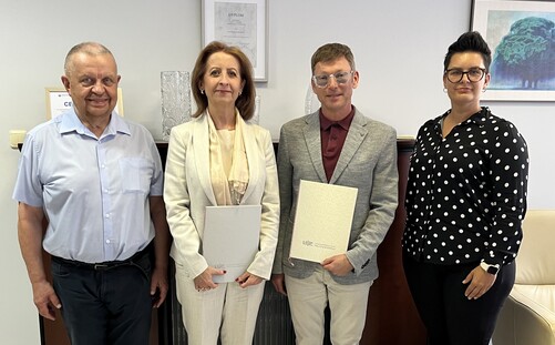 Another Secondary School Chooses Science at UZ – Cooperation Agreement Signed with Dr Rahn European High School in Zielona Góra
