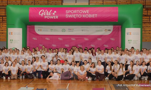 "Girl Power" at UZ: Nearly 200 Women Celebrate International Women’s Day with High-Energy Fitness