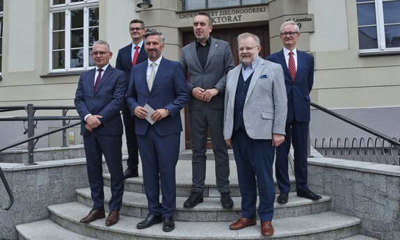 UZ ramię w ramię z województwem i miastem w sprawie budowy Centrum Leczenia Dzieci i Młodzieży