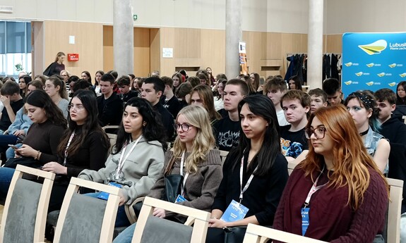 Erasmus Days 2025 na Uniwersytecie Zielonogórskim – święto międzynarodowej mobilności i europejskich wartości