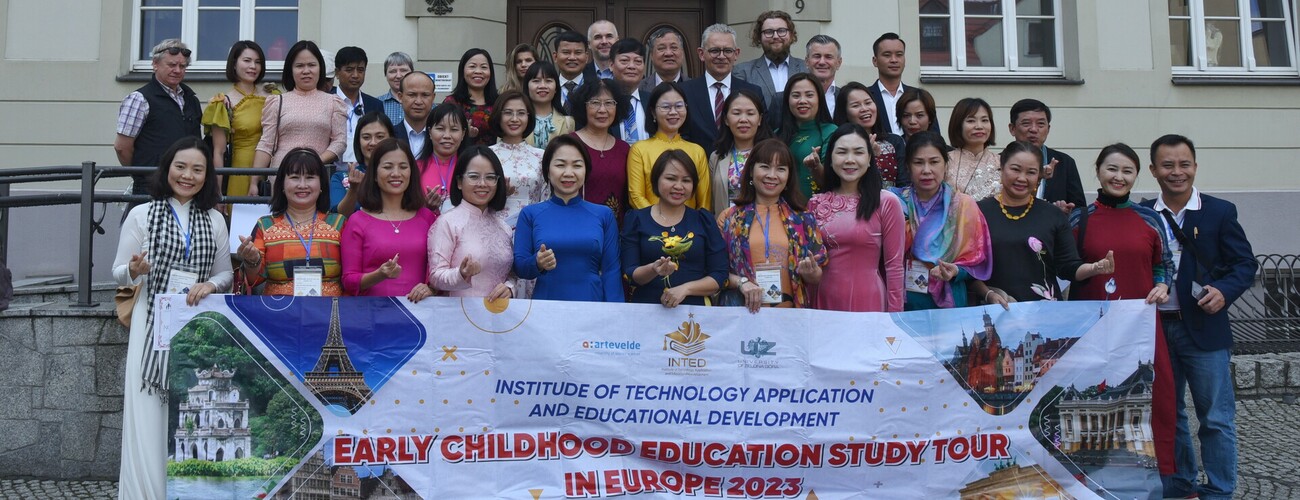 wizyta władz Instytutu Zastosowań Technologii i Rozwoju Edukacji (INTED) z Hanoi w Wietnamie na UZ, fot. K. Adamczewski