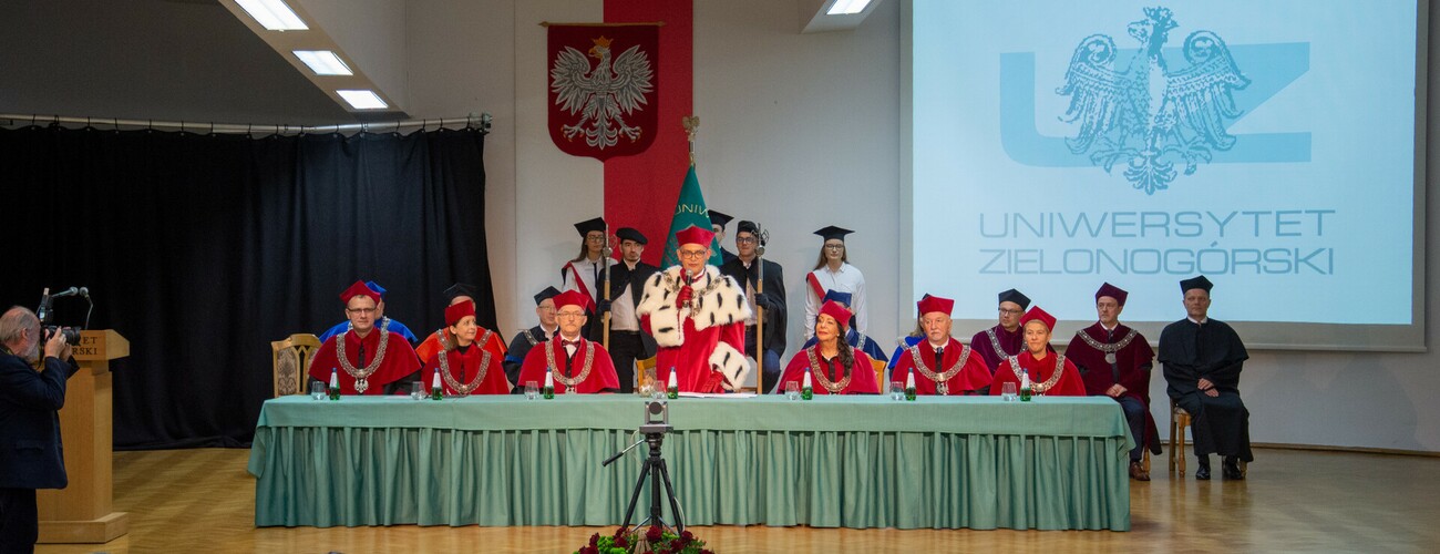 Inauguracja roku akademickiego na UZfot. M. Janion