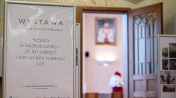 Wystawa w Rektoracie UZ z okazji 25-lecia uczelni