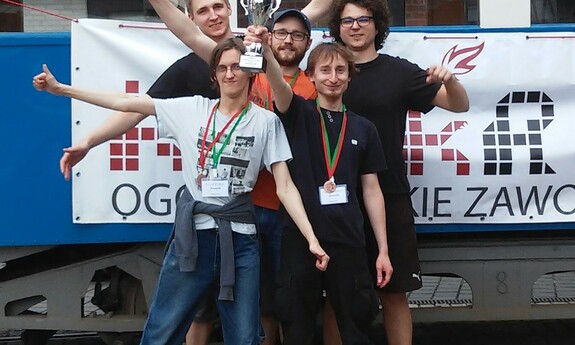 Studenci UZ na podium ogólnopolskich zawodów robotyki – KrakRobot