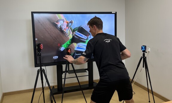 Naukowcy UZ mają oko na żużlowców. Ruszyły pierwsze badania zawodników