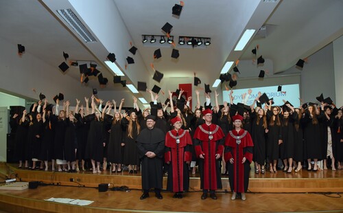 Piąty rocznik opuścił Collegium Medicum UZ - absolutorium kierunku lekarskiego