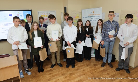 UZ gospodarzem międzyregionalnego konkursu wiedzy o ustroju, polityce zagranicznej i współczesnych relacjach międzynarodowych