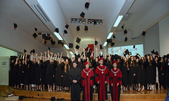 Piąty rocznik opuścił Collegium Medicum UZ - absolutorium kierunku lekarskiego
