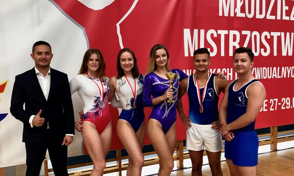 Medale studentów UZ w Młodzieżowych Mistrzostwach Polski w Skokach na Trampolinie