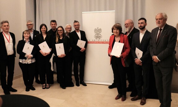 Nagroda Izby Architektów Polskich IARP za artykuł naukowy dla dr inż. arch. Alicji Maciejko oraz dra inż. arch. Mirosława Strzeleckiego