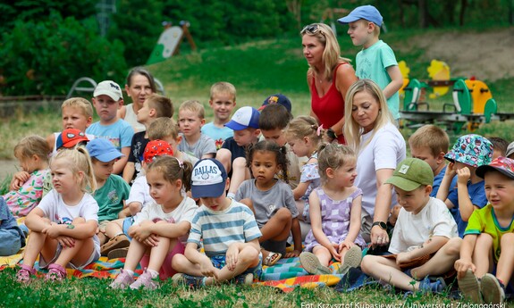 Finał projektu "FizjoKids". Studentki UZ w trosce o prawidłową postawę wśród najmłodszych