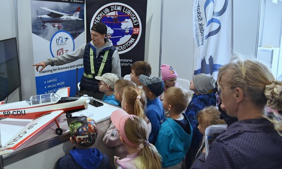 Lotnisko w Przylepie pełne dronów. Za nami Air Drone Expo Lubuskie 2025