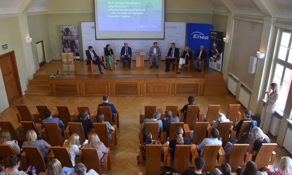 Panel dyskusyjny pt. Międzynarodowy kampus – rola uczelni w rozwoju miasta i regionu; fot. M. Janion